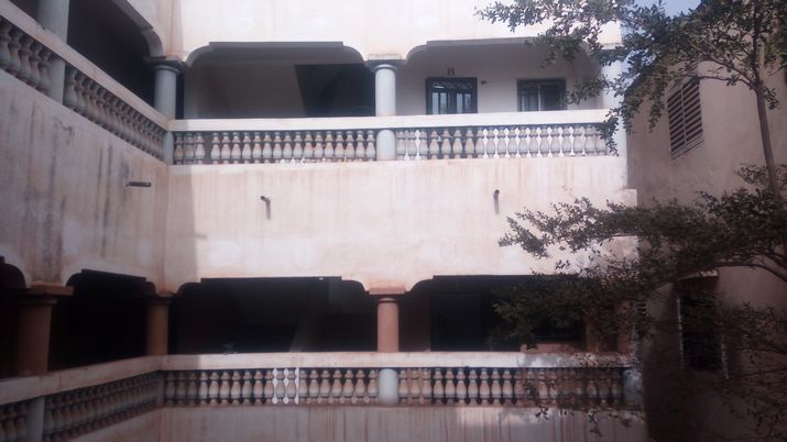 Nous occuppons les Bureaux N°3 et N°16